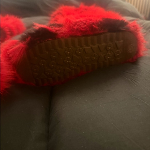 COOLSA Women's Red Faux Fur Winter Boots - Picture 5 of 8